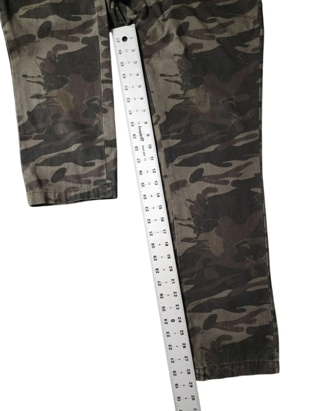 Banana Republic Men's Slim Fit Camouflage Print Chino Pants Size 33x30